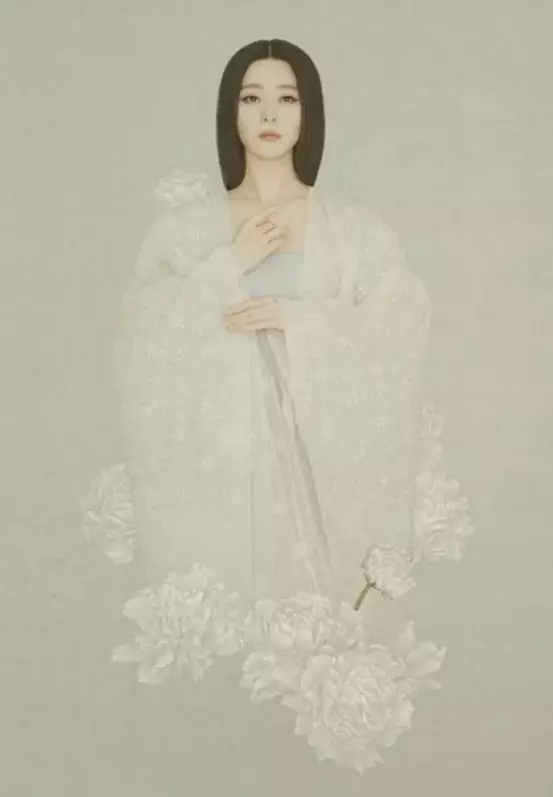 鏡頭前的花開花落，要等